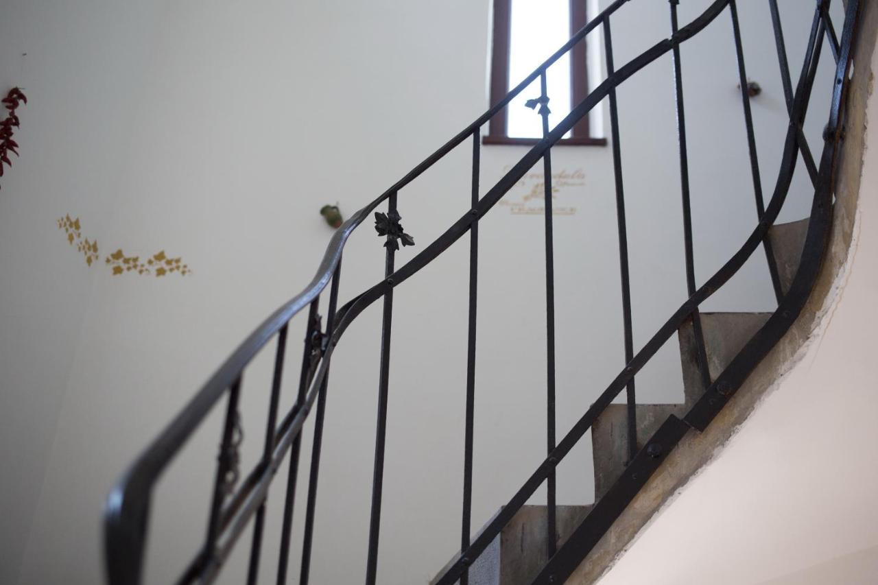 Kuria Apartman Budapest With Free Parking エクステリア 写真