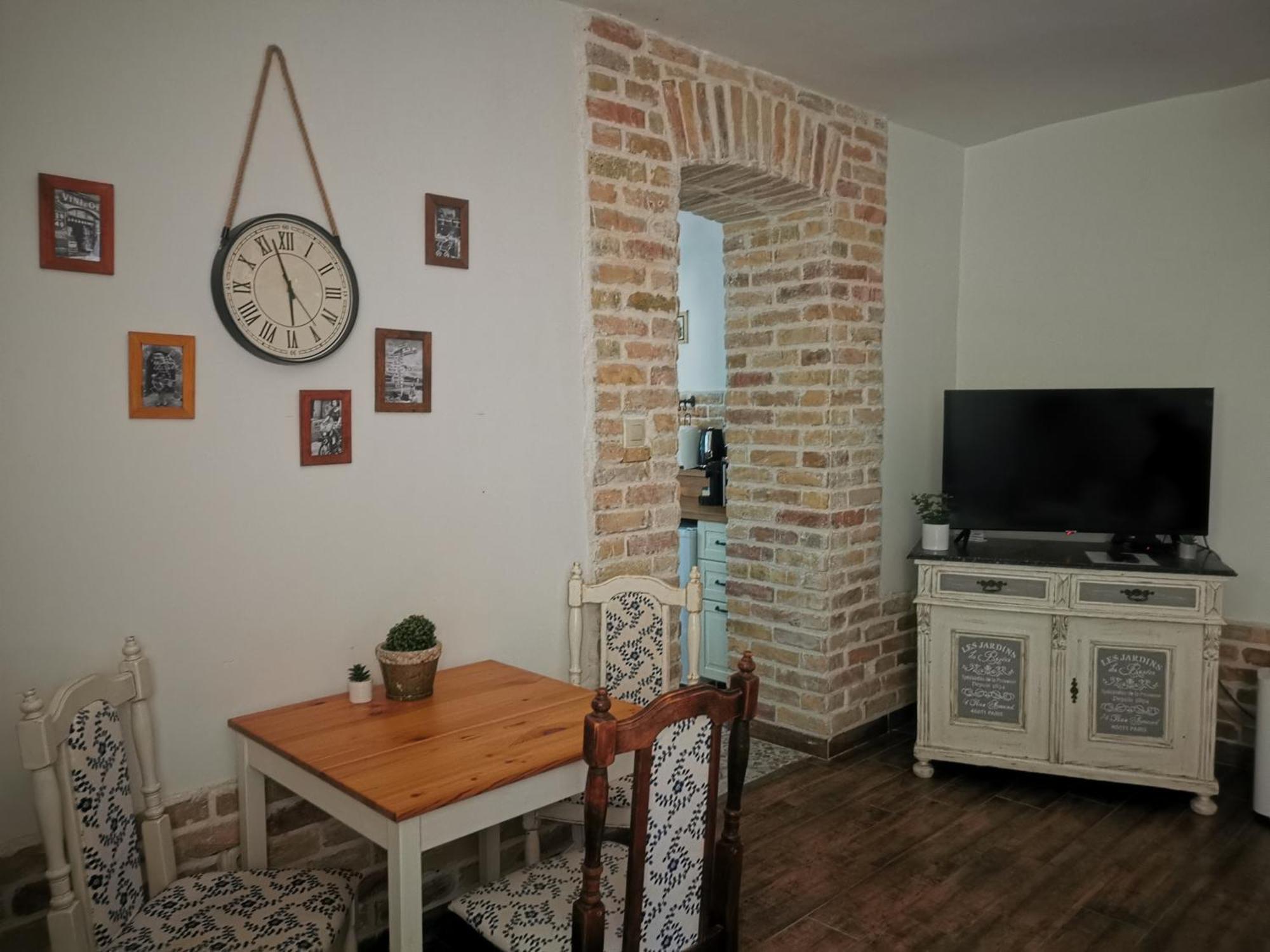 Kuria Apartman Budapest With Free Parking エクステリア 写真