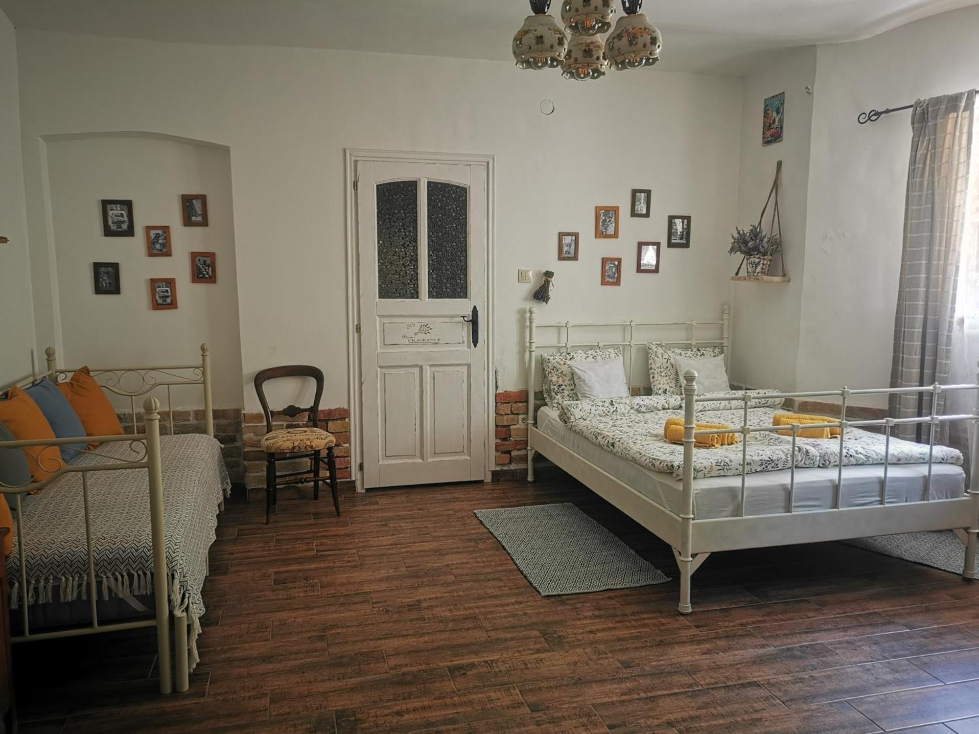 Kuria Apartman Budapest With Free Parking エクステリア 写真